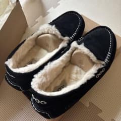 UGG ブラック モカシン 未使用品 自宅保管のみ お値下げ可能です