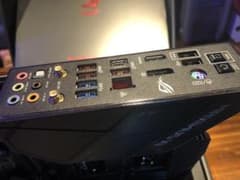 ASUS MAXIMUS HERO XI Z390 (訳あり)のサムネイル