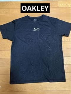 OAKLEY オークリー　Tシャツ メンズM 黒のサムネイル
