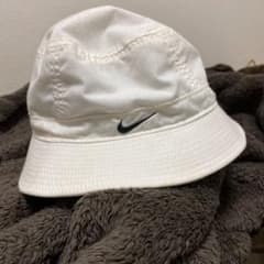 ナイキ リバーシブル バケツハットのサムネイル