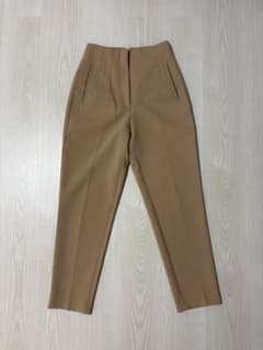 ハイウエスト スラックス パンツ ベージュのサムネイル
