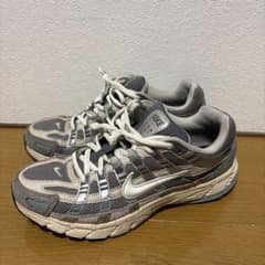 ナイキ スニーカー P-6000 FN7509-029 Flat Pewterのサムネイル