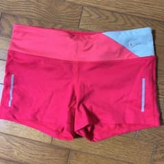 NIKE ショートパンツ レディースのサムネイル