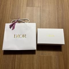 Dior ショッパーギフトボックス セットのサムネイル
