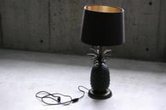 パイナップルモチーフ テーブルランプ FancyHomeCollection - メルカリ