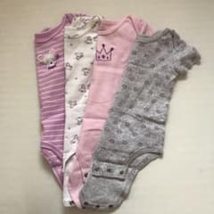 半袖ロンパース☆70サイズ☆4枚セットのサムネイル