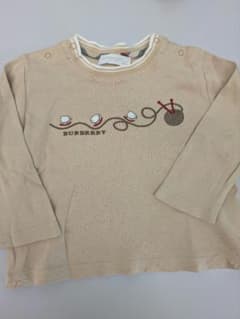 BURBERRY ベージュ 長袖Tシャツのサムネイル