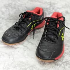 美品☆YONEX バドミントンシューズ パワークッション65Z 桃田賢斗 26