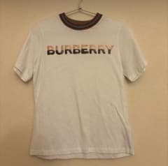 BURBERRY ロゴ入り ホワイトTシャツ 半袖　キッズ　レディースのサムネイル