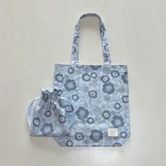 花柄トートバッグと巾着袋セット　ハンドメイドのサムネイル