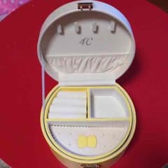 4℃のジュエリーケースのサムネイル