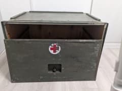 スウェーデン軍 ミリタリー メディカルボックス 木箱 収納ケースのサムネイル