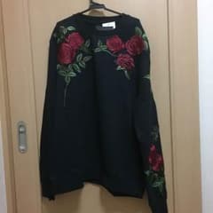 ZARA バラ刺繍 ニット サイズ XLのサムネイル