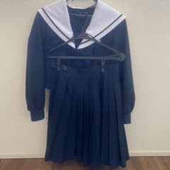 愛知県立旭丘高等学校 女子制服 セーラー服のサムネイル