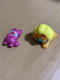たべっ子どうぶつ　らいおん/ねこ　ガチャガチャのサムネイル