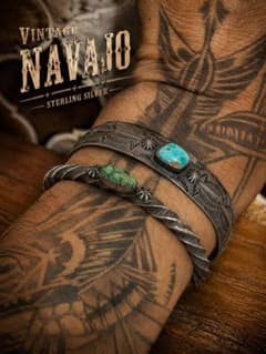 H*K様 ヴィンテージナバホ ターコイズバングル NAVAJO starring H*K様 ヴィンテージナバホ ターコイズバングル NAVAJO starring - メルカリ