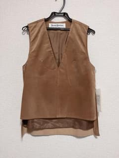 BLUEBIRD BOULEVARD 豚革スウェードのベスト　未使用 BLUEBIRD BOULEVARD 豚革スウェードのベスト 未使用 - メルカリ