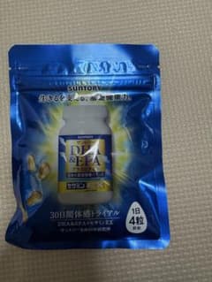 サントリー DHA & EPA プラスビタミン 30日分 ソフトカプセルのサムネイル