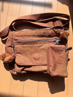 Kipling ブラウン ショルダーバッグのサムネイル