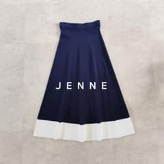 JENNE ジェンヌネイビー ホワイト フレアスカートのサムネイル
