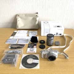 ■美品■ OLYMPUS  E-PL8 EZ ダブルズームキット WHITEのサムネイル