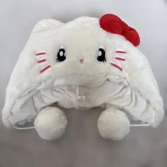 キティちゃん ファンキャップ USJ ユニバ キティに囲まれてて幸🎀 ファンキャップ大きくてめっちゃ小顔効果だっ