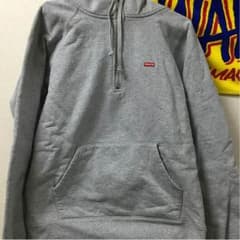 シュプリーム パーカーのサムネイル