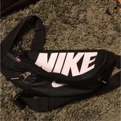 NIKE ウェストポーチのサムネイル