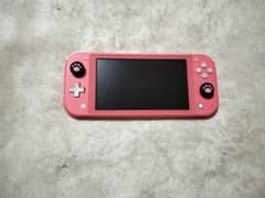 動作品NintendoSwitch Liteコーラル本体良品肉球スティックカバー