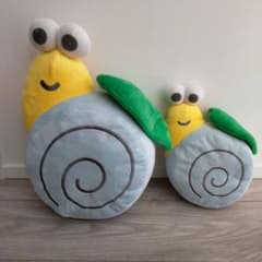 鈴鹿サーキット ぬいぐるみ かたつむり でんでん 大小2種類 - メルカリ