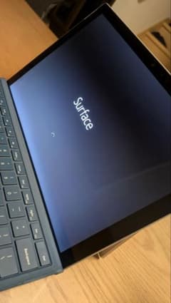 ジャンク扱い Surface Pro 4 i7 8GB 256GBのサムネイル