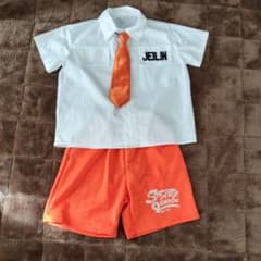 ダンス衣装　男の子　 オレンジ シャツとショートパンツセットのサムネイル