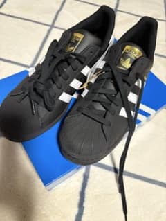 adidas スニーカー ブラック/ホワイトのサムネイル