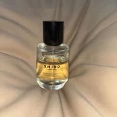 SHIRO PERFUME PARISIENNE FAVOURITEのサムネイル