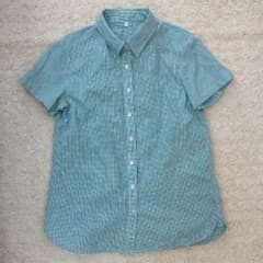 無印良品のチェックシャツのサムネイル