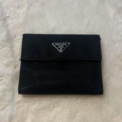 PRADA ブラック 三つ折り財布のサムネイル