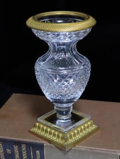 オールド・バカラ 1870年頃美術館級 ブロンズメディチ切子花瓶 壺