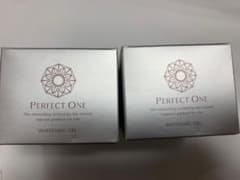 パーフェクトワン 薬用ホワイトニングジェル 75g✖️2のサムネイル