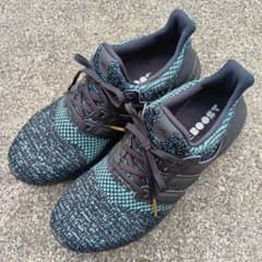adidas Ultra Boost ブラック グリーン スニーカーのサムネイル