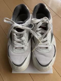 Mizunoスニーカー　24.0センチのサムネイル