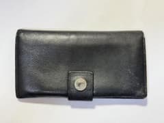BVLGARI ブルガリ 長財布 ブラック レザー 二つ折り ロゴ金具 訳ありのサムネイル
