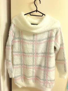 CECIL McBEE ニット オフショルのサムネイル