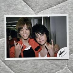 手越祐也と加藤シゲアキのアイドル写真のサムネイル