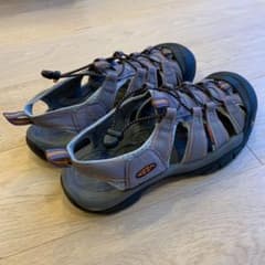 【値下げ】KEEN サンダル　26.5cmのサムネイル