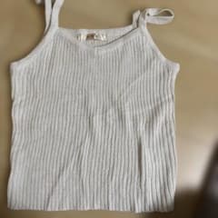✨最終価格✨　美品　ニットキャミソールのサムネイル