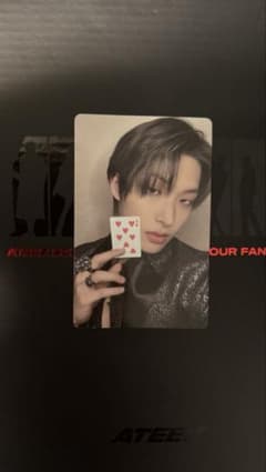 ATEEZ US IYF トレカ　ミンギ　MAGICIAN Ver.のサムネイル