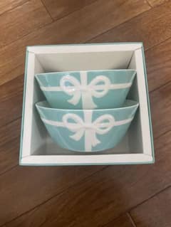 Tiffany & Co. リボンデザインボウル2個セット Tiffany & Co. リボンデザイン ボウル 2個セット - メルカリ