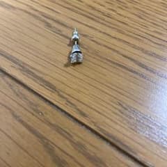 e.m ピアス 片耳のサムネイル