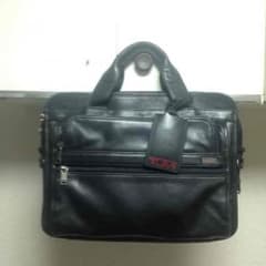 Nobutaさん専用 TUMI 廃盤 オールレザーのサムネイル