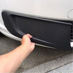 【そうみ様専用】VW/ゴルフトゥーラン 純正グリルカバー （1TCAV)のサムネイル
